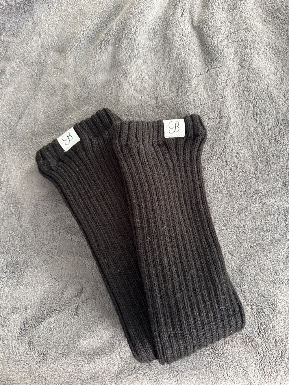 Bombshell sportswear leg warmers